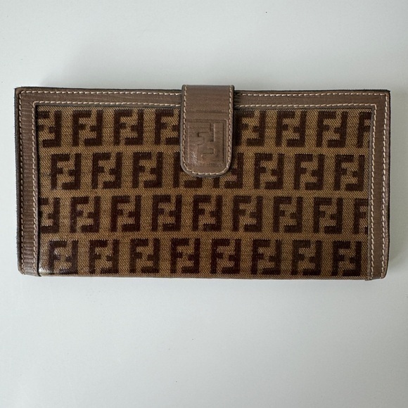 Authentic Fendi FF Brown Zucca Long Wallet - Picture 1 of 7